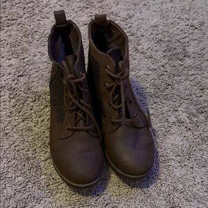 New Look Dark Brown Lace-Up Boots